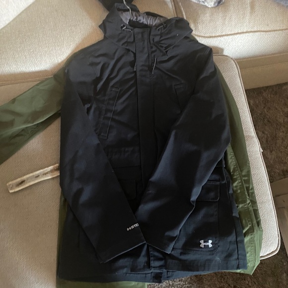 Under Armour Jacket - Picture 1 of 2